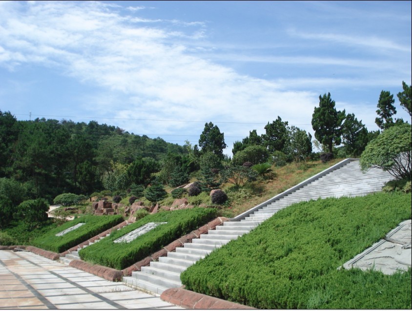 武汉墓地幸福山生命公园陵园是武汉市九大