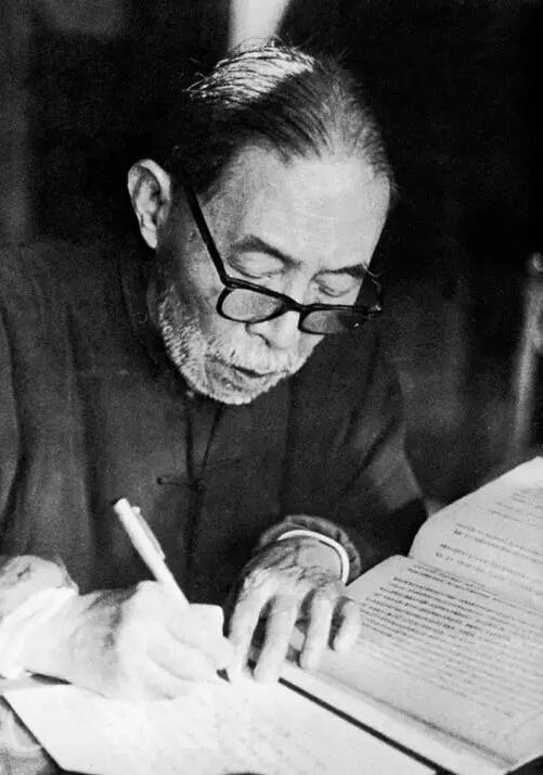 茅盾（中国科学院学部委员、中国现代作家、小说家）_百度百科