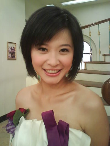  p data-id="gocqjhefgs">李燕,1981年11月20日出生于台湾,毕业于国立