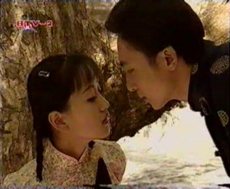 data-id="gnbip8z9ss">《西街女》是一部上映于1998年的民国爱情电视