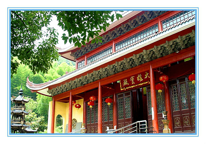  p data-id="gnb1038f4u">万寿寺,位于湖南阳明山,明嘉靖年间郑秀峰