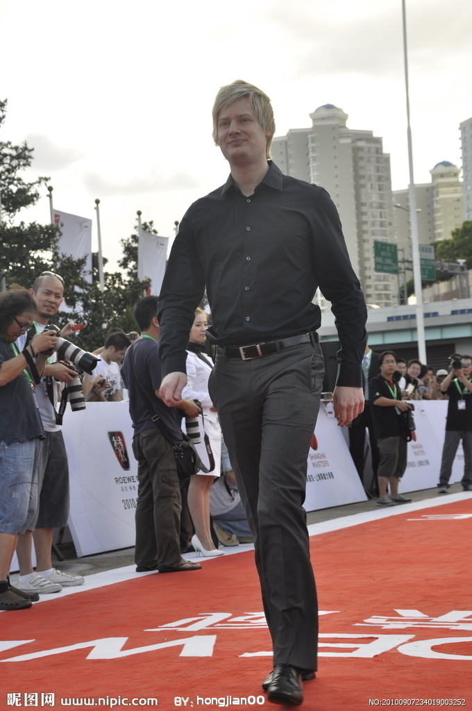  p>尼尔·罗伯逊,1982年2月11日出生于澳大利亚,澳大利亚职业斯诺克