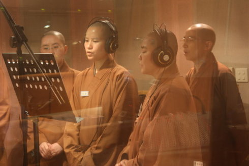  p data-id="u24gos7gkujq">佛光山梵呗团,1979年成立于台湾高雄的