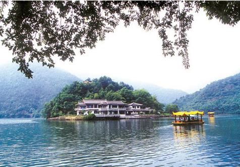  p data-id="gnwumpzep7">江南龙门湾景区位于桐庐富春江支流大源溪