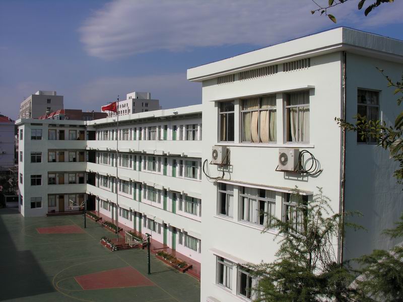  p>简介 /p> p>椒江实验小学创办于1903年,至今有100多年的办学历史.