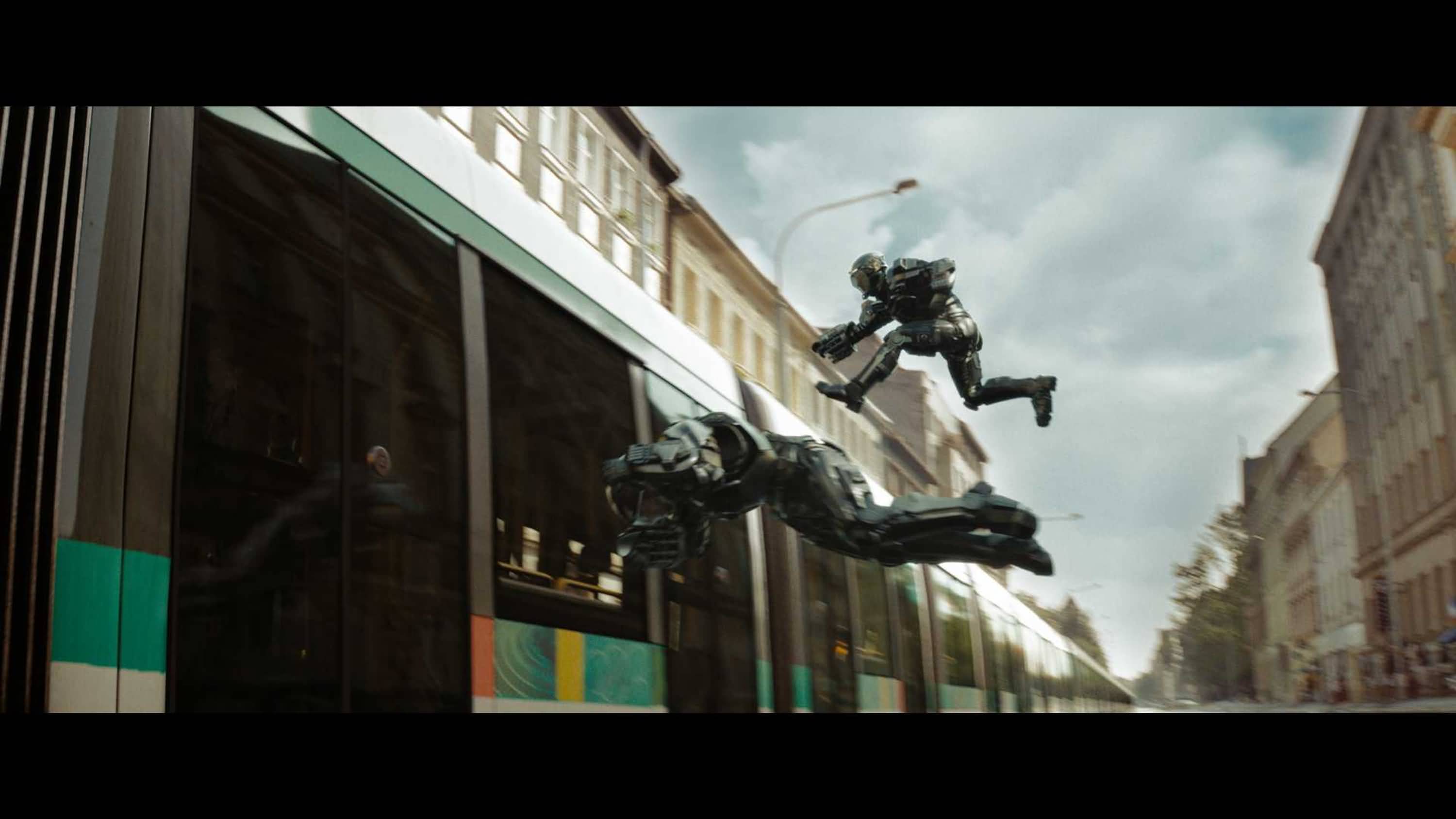  /a>影业公司2009年出品的一部动作电影,改编自同名美国热门漫画,由 a