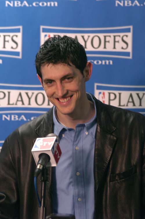  p>科克·辛里奇(kirk hinrich),1981年1月2日出生于 a href="#" data