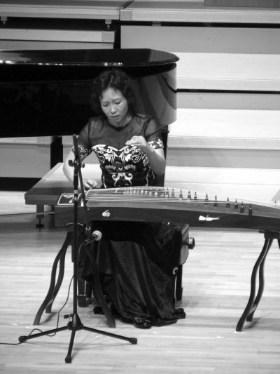  p>李萌,女,古筝教师, span class="ref" data-ctrid="tciomh7pgfuq">