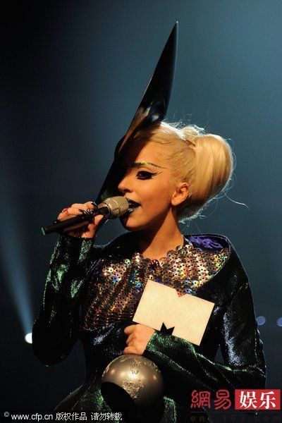 原名史蒂芬妮·乔安妮·安吉丽娜·杰尔马诺塔 i>(stefani joanne