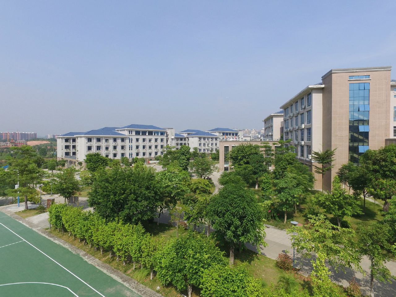 广西梧州高级中学