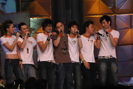 target="_blank" href="/item/我型我秀/232671" data-lemmaid="