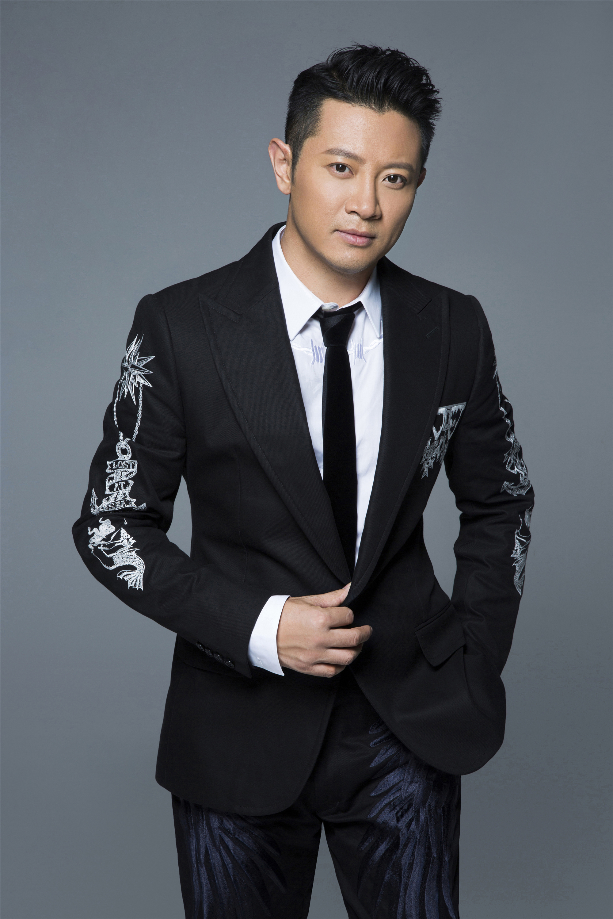 data-lemmaid="114606">上海 /a>,中国内地男歌手,音乐制作人,演员