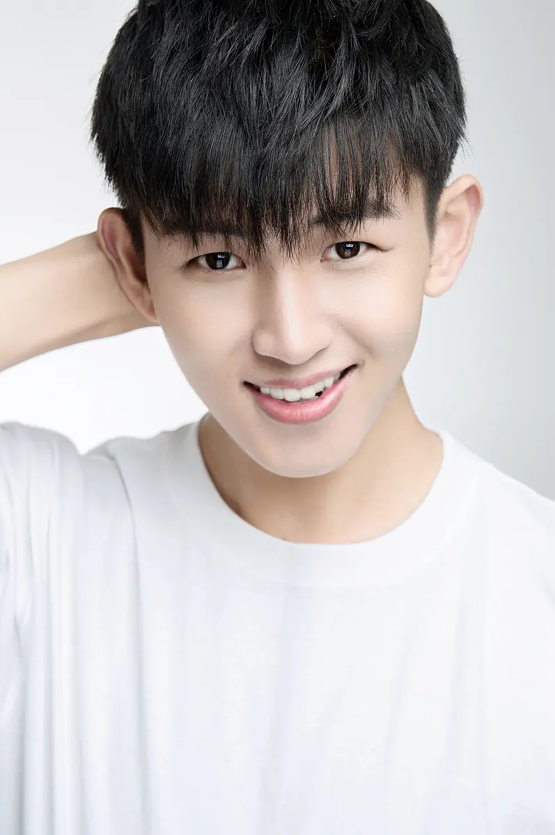  p data-id="gnrppfcqme">范津玮,1993年5月21日出生于江苏省连云港市