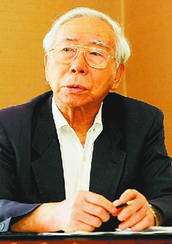 《克拉玛依之歌》是 a target="_blank" href="/item/吕文科/4827148"