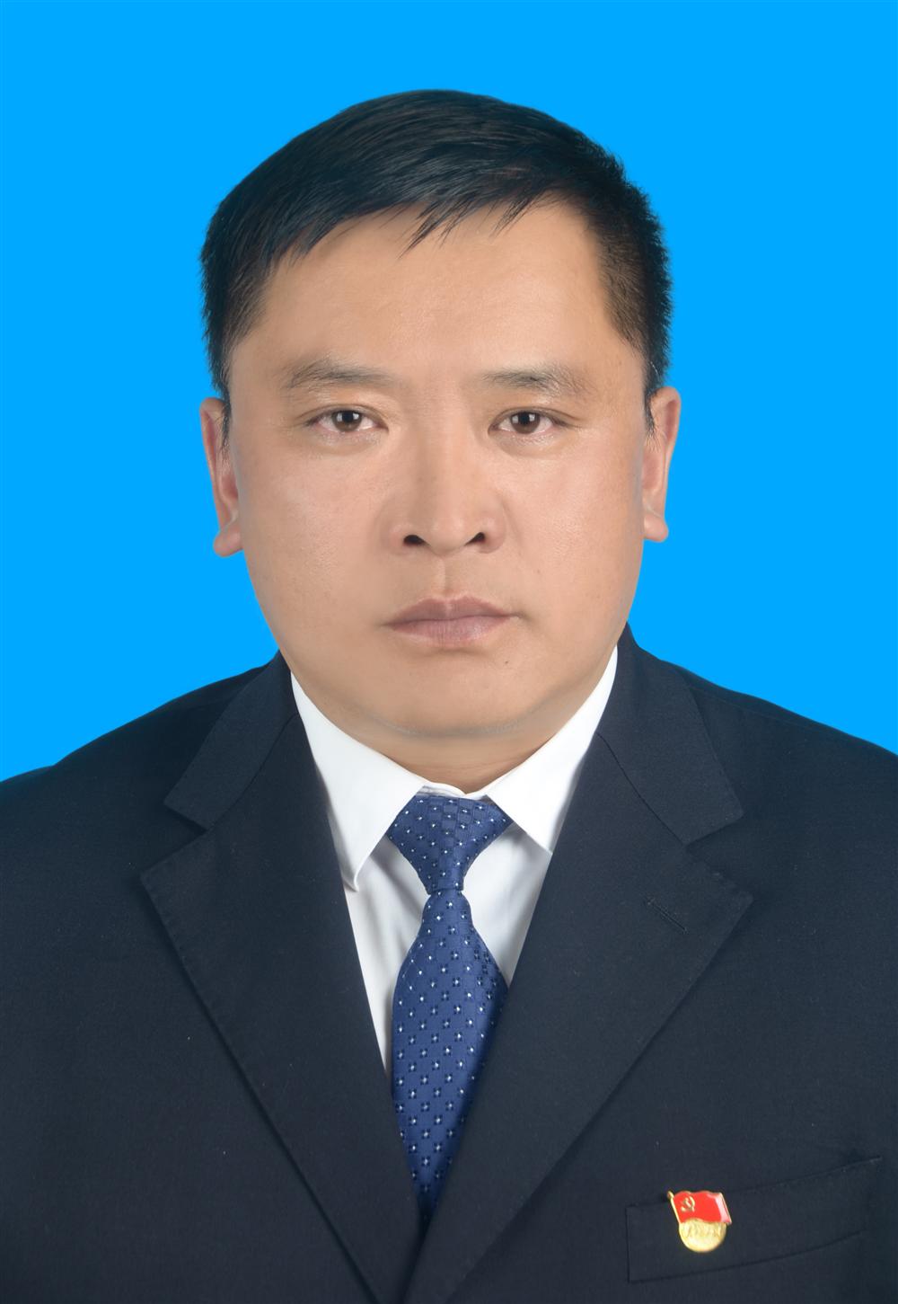 ctrid="snyhchee8glj">现任青海省玛沁县县委常委,县人民政府副县长