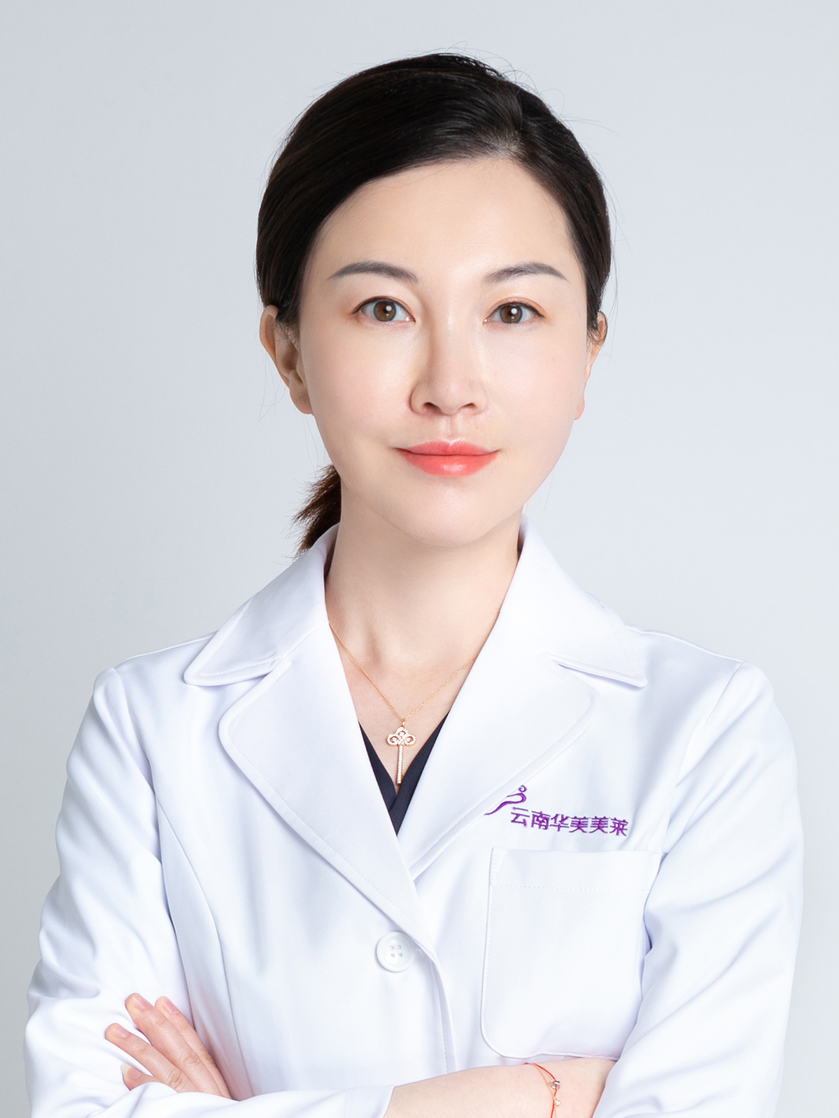  p>向杨,现任云南华美美莱美容医院 span class="ref" data-ctrid="