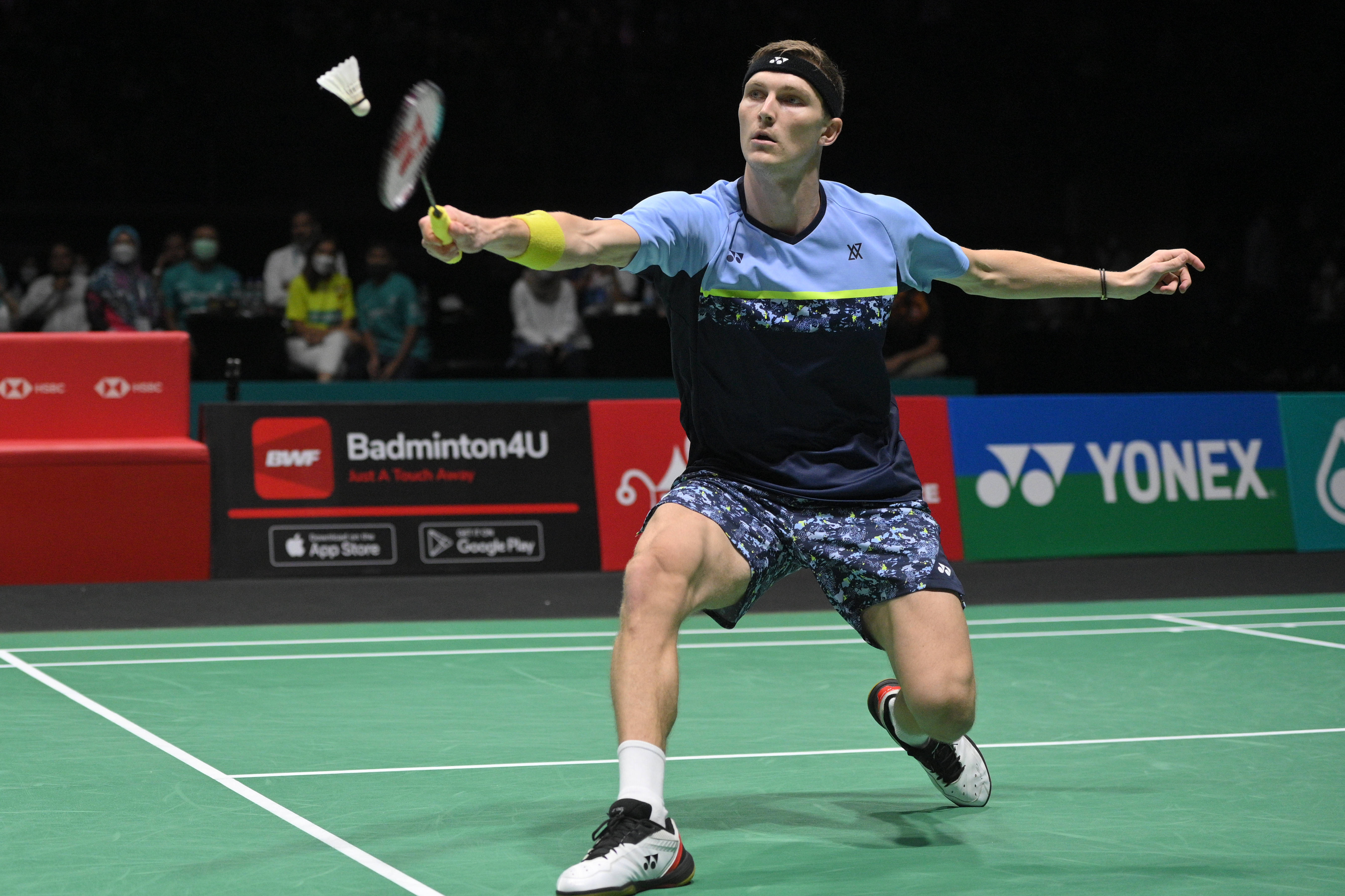 安赛龙viktoraxelsen