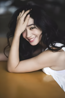 杨婷独照图片
