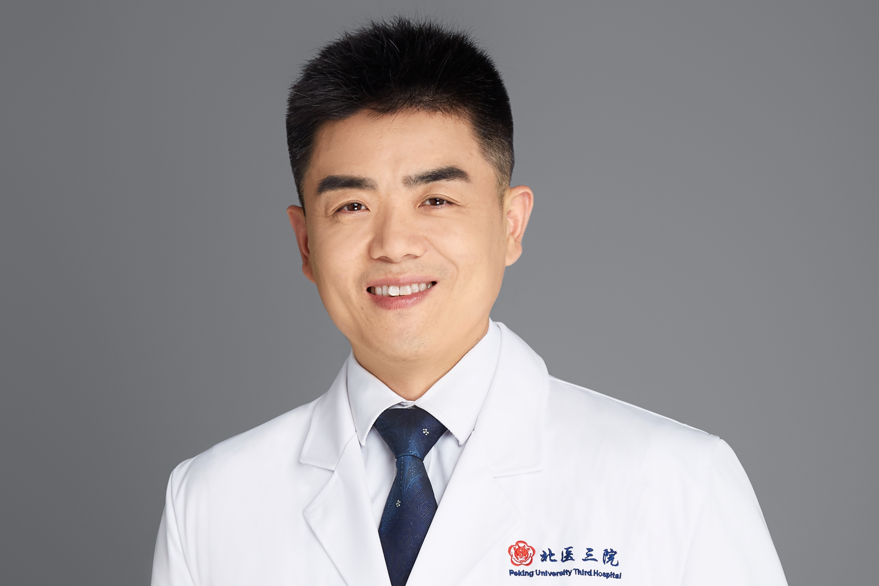 张坤, span class="ref" data-ctrid="t5fzldd2ukpf">北京大学第三