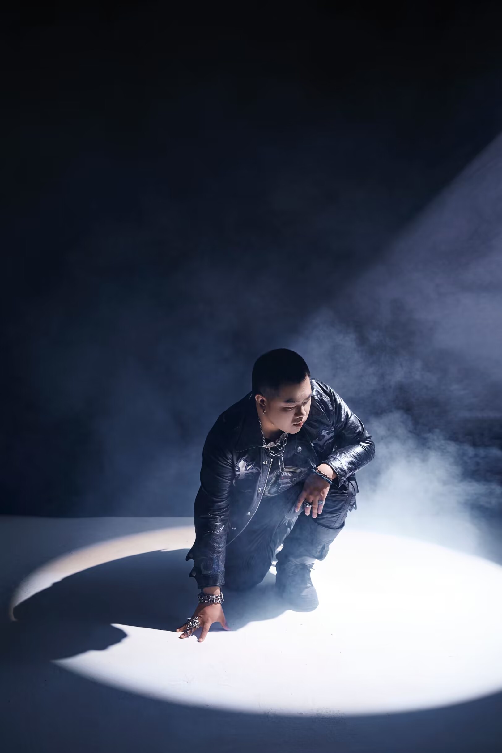 lemmaid="23792448">南征北战nzbz /a>组合队长/rapper,中国内地男歌