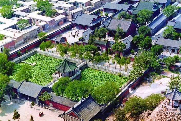  p>黄粱梦吕仙祠,位于河北省 a target="_blank" href="/item/邯郸市"