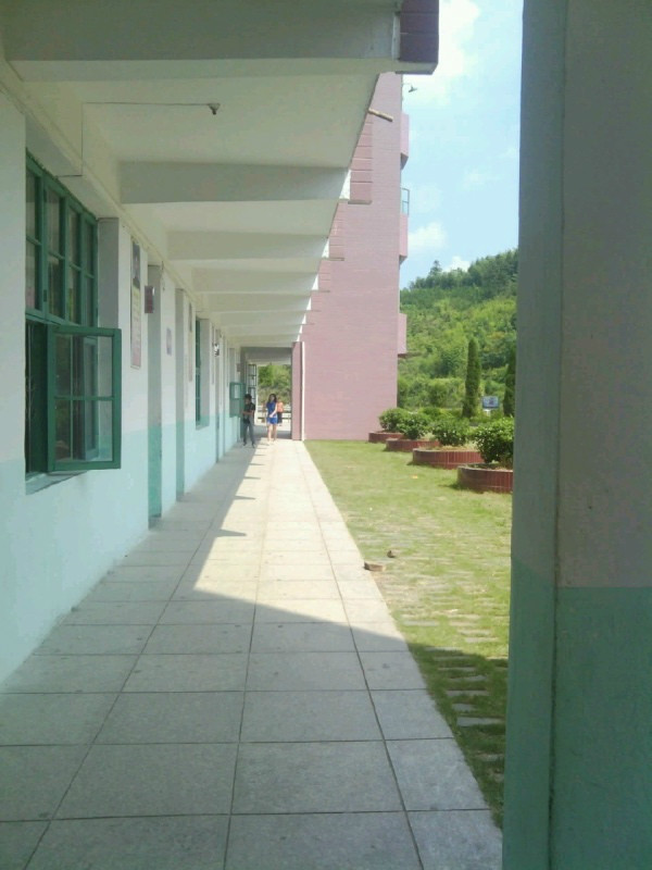  p>福建省 a href="#">古田县 /a>第六中学创办于1956年秋,时称培新