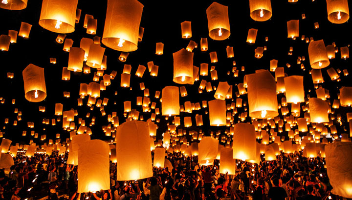  p>天灯又称为孔明灯,目前通常则被当成节庆祈福许愿的工具. /p>