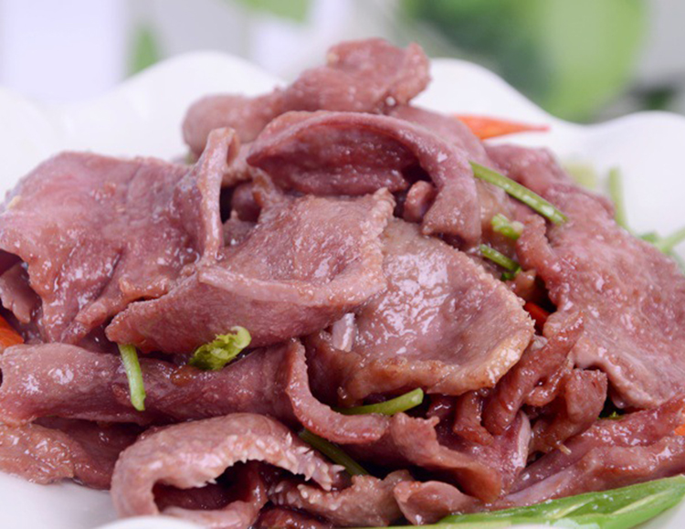  p data-id="gn8dbv6062">糟卤猪舌头是一道菜品,由猪舌,糟卤等制作而