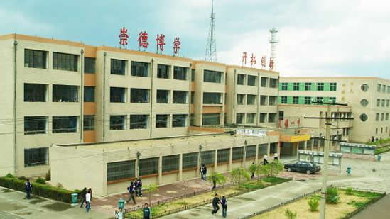  p>天镇一中是重点中学位于 a target="_blank" href="/item/天镇县">