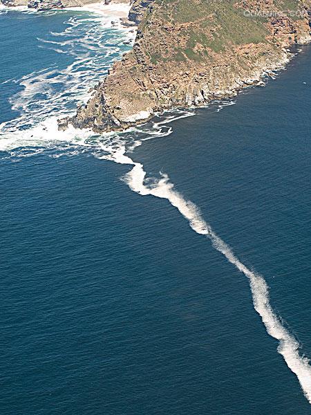 西洋(英语:atlantic ocean) /b>,是世界第二大洋,占地球表面积的近20%