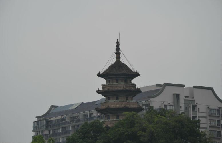 福州也因此又名 a target="_blank" href="/item/三山/8774298" data