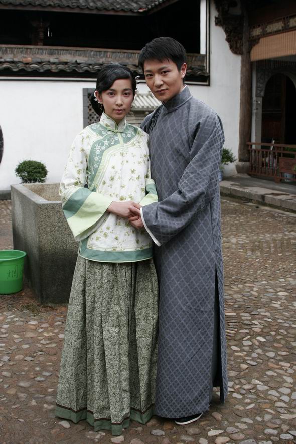 ="_blank" href="/item/上海戏剧学院">上海戏剧学院 /a>表演系本科班