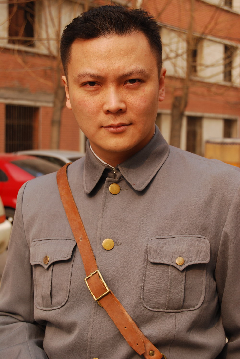  p>《玲珑女》是一部由 a target="_blank" href="/item/张军钊