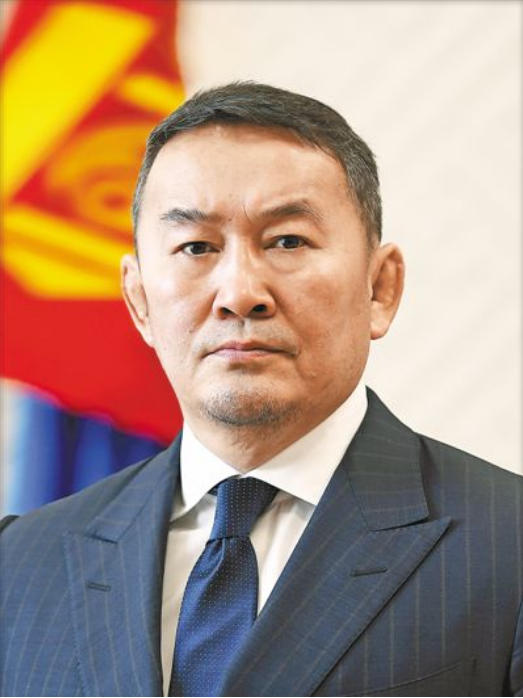 哈勒特马-巴特图勒嘎