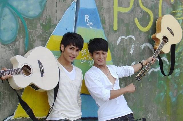  p data-id="go0jchhofd">中国台湾男歌手组合,演员, a target="