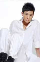 "gnwobz5514">郭鑫(frankie),5月1日出生于山东省,中国内地影视男演员