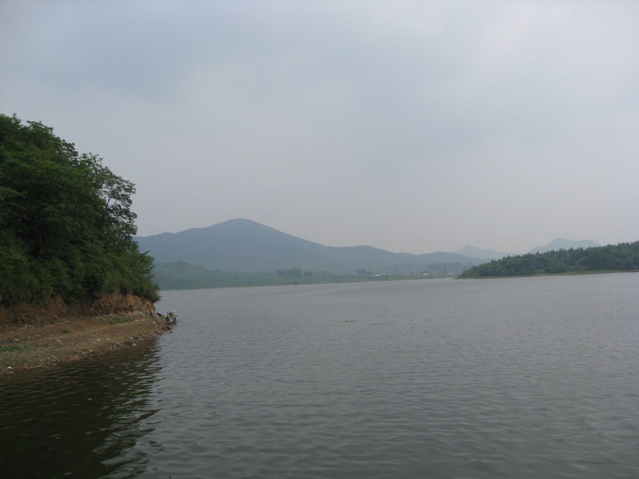 target="_blank" href="/item/烟筒山镇/11008501" data-lemmaid="