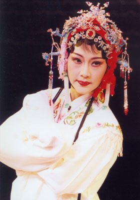  p data-id="gnwqk7xkp7">是 a target="_blank" href="/item/越剧