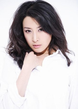  p>王雅捷,1979年9月5日出生于安徽省合肥市,中国内地女演员,毕业于 a