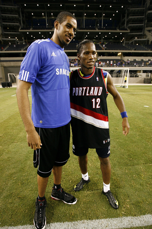  p>拉马库斯·阿尔德里奇(lamarcus aldridge),1985年7月19日出生于