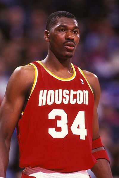  p>哈基姆·奥拉朱旺(hakeem olajuwon),1963年1月21日出生于尼日利亚