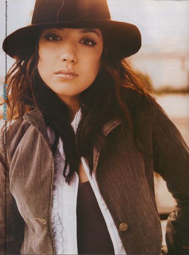  p data-id="gnvgpgrz9t">michelle这个词来自于法语,意思是像神一样