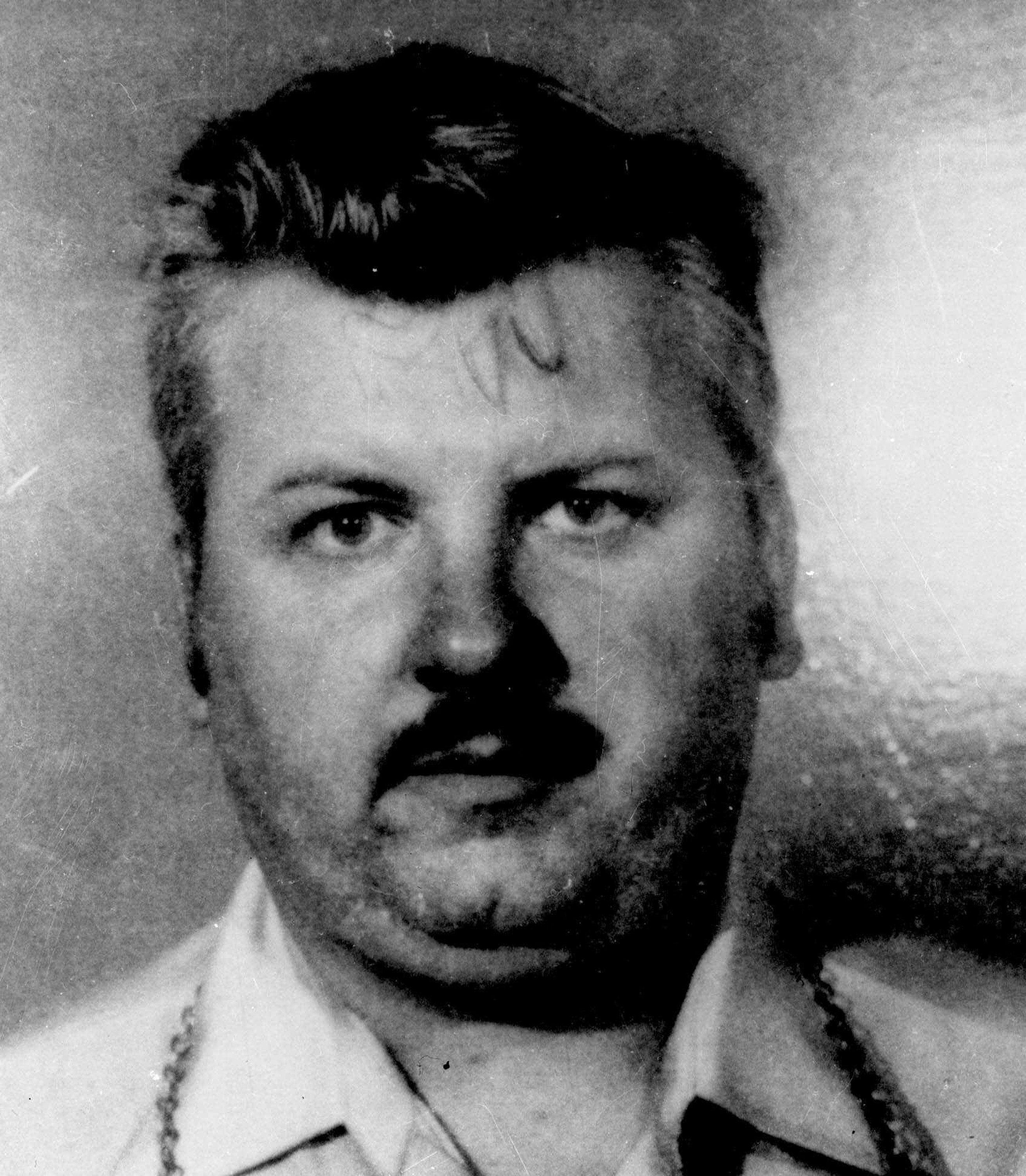  p>约翰·韦恩·盖西(john wayne gacy,1942年3月17日——1994年5月10