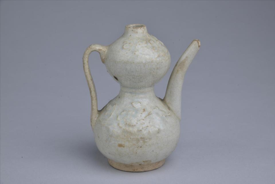  p>元代青白瓷葫芦壶是重庆中国三峡博物馆收藏的瓷器. /p>