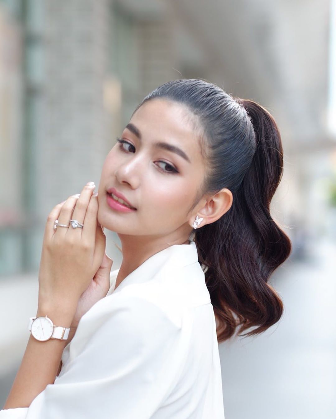 1997年12月16日出生于泰国,泰国七台签约女演员,模特