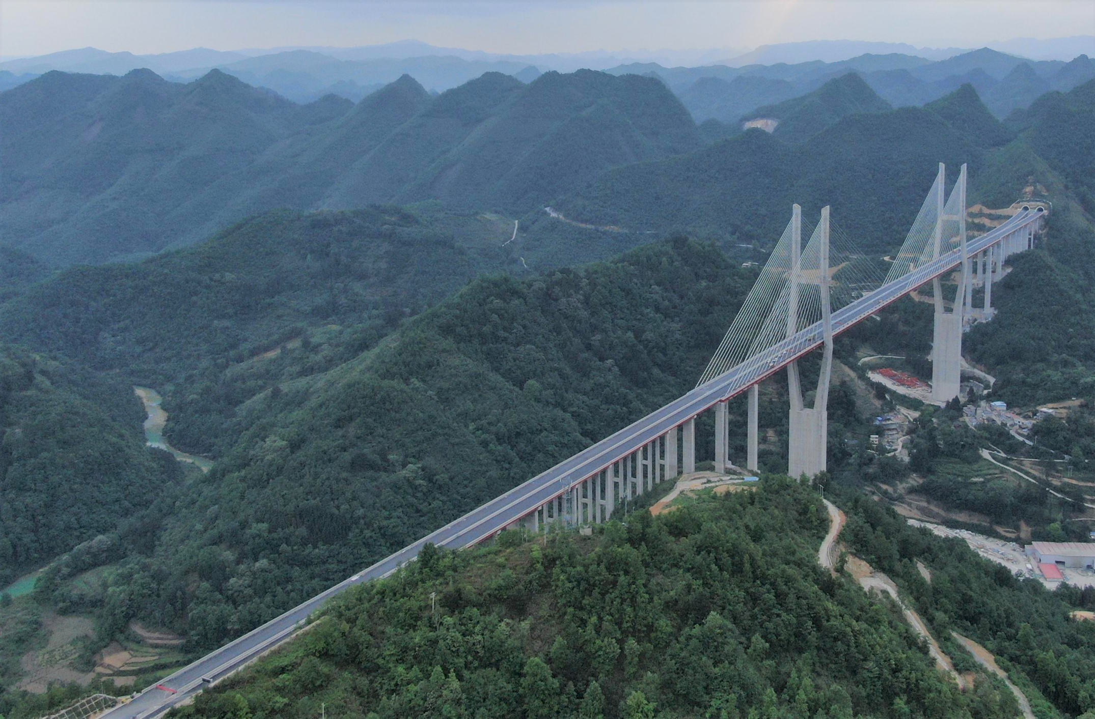 都匀-安顺高速公路