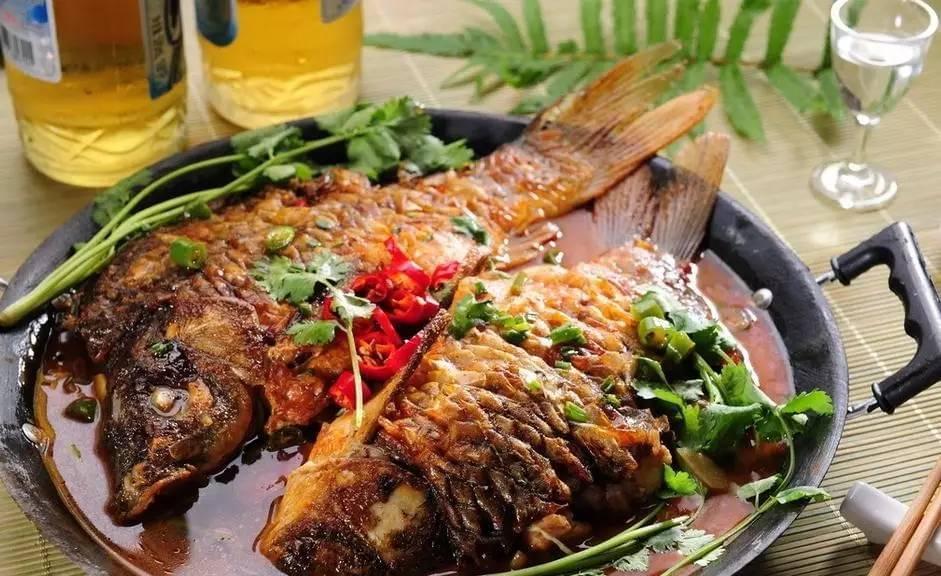 脾酒鲤鱼怎么做好吃,啤酒鲤鱼怎么做好吃 家常