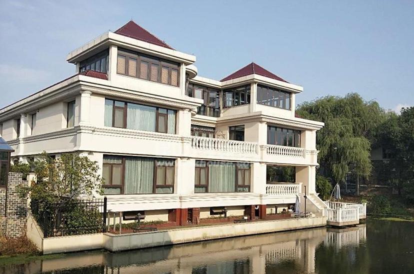  p>克拉克水城位于上海市上海周边昆山,共计房屋4户. /p>