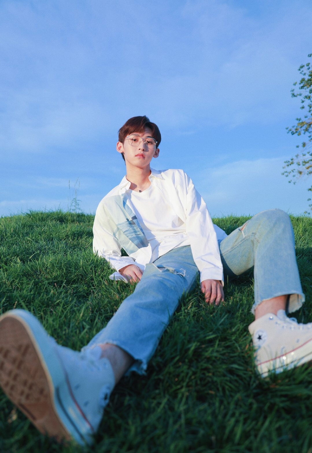  p>唐九洲,1998年2月5日出生于吉林长春,毕业于 