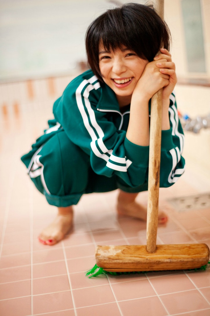 日本女性演员,horipro所属,主要作 span class="ref" data-ctrid="tj